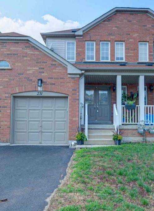 Spacious, beautiful, Very Bright and cozy 3 bedroom townhouse.