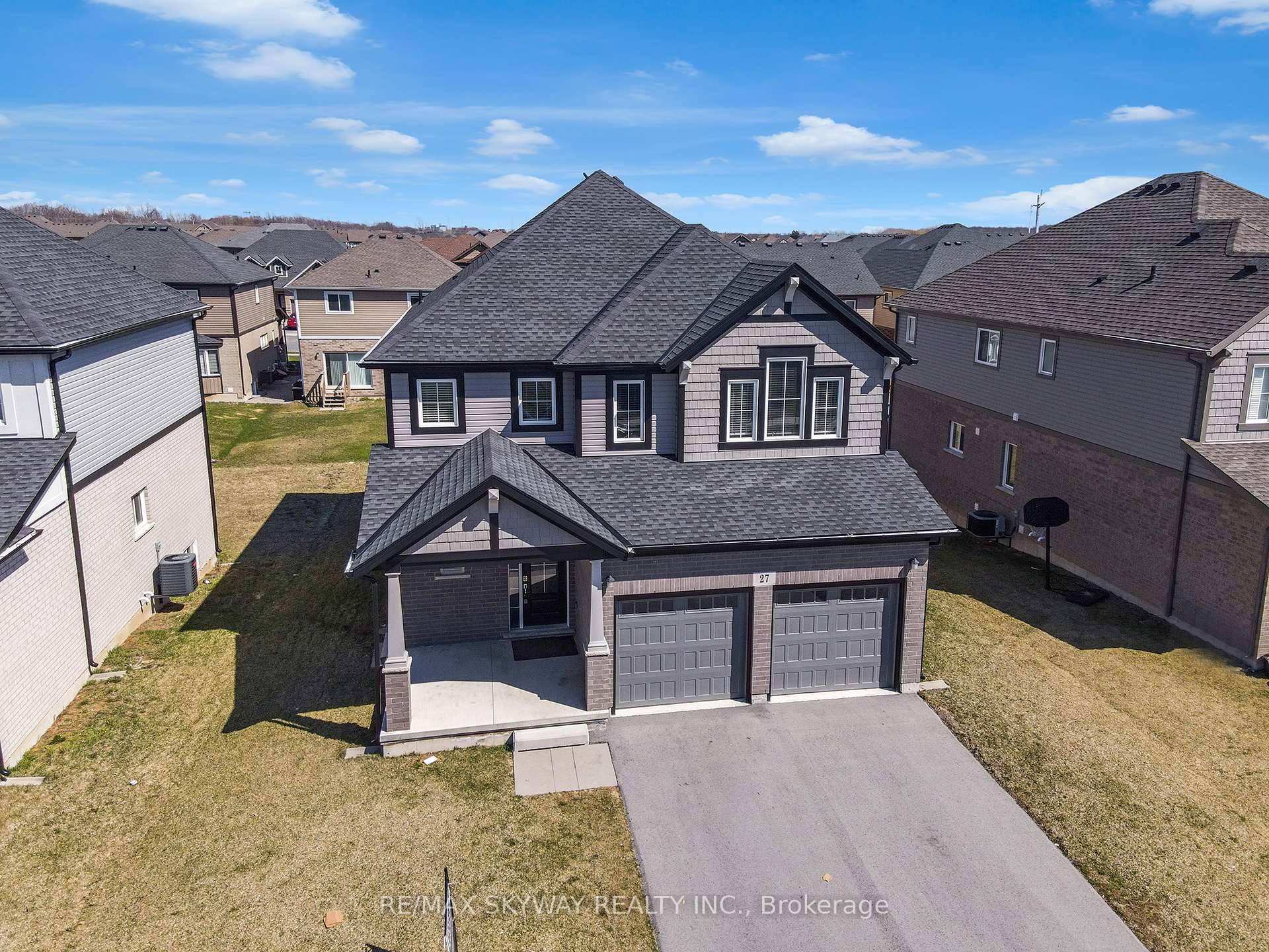 Welcome to 27 Monarch Street, a beautifully maintained home located in one of Welland most desirable neighborhoods.