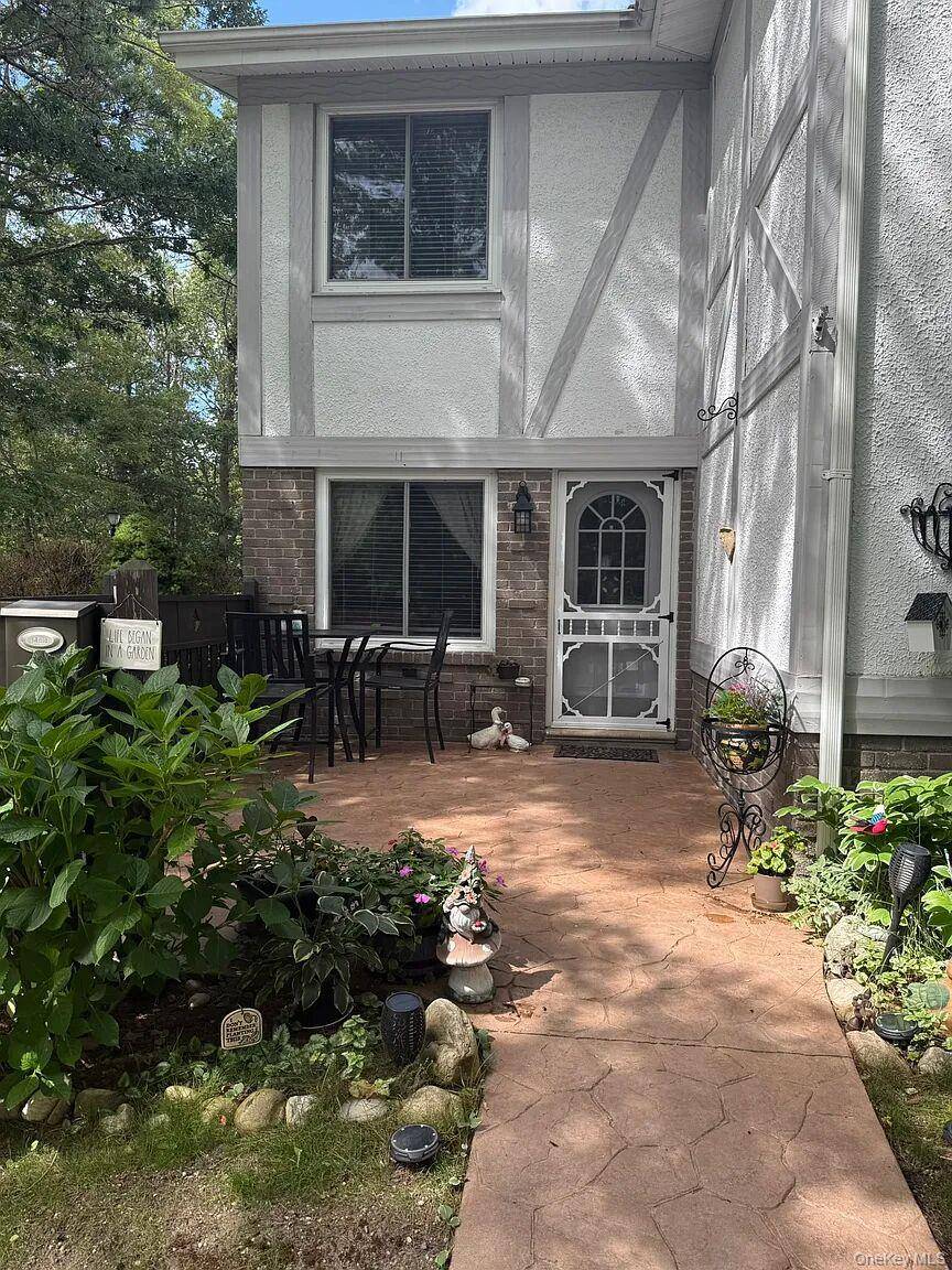 Enjoy resort style living at Blue Ridge Condominiums in Medford.