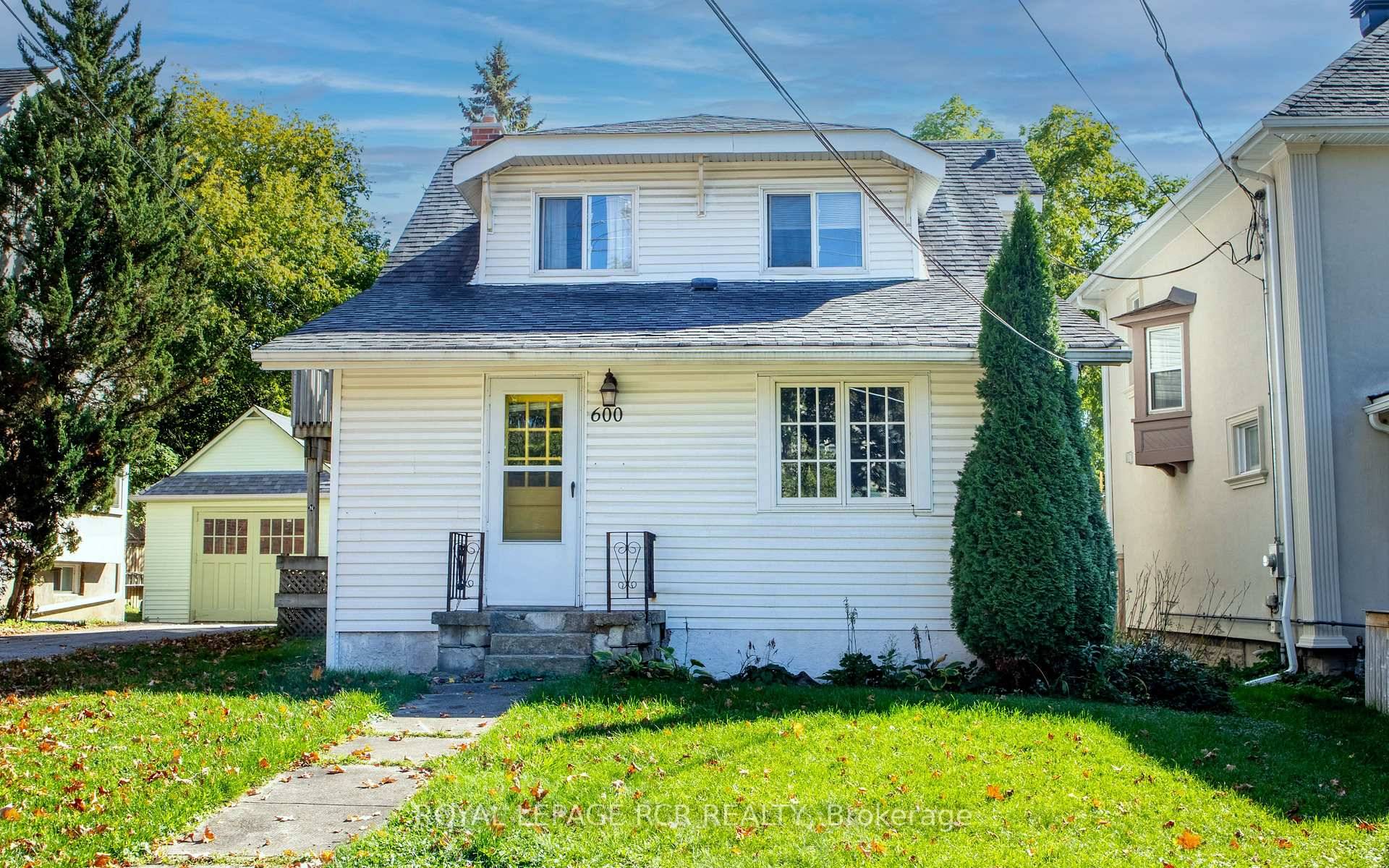 This Inviting and Private One Bedroom, One Bath Upper Level Unit Is Ideal for Students or Working Professionals Looking for a Comfortable and Convenient Place to Call Home.