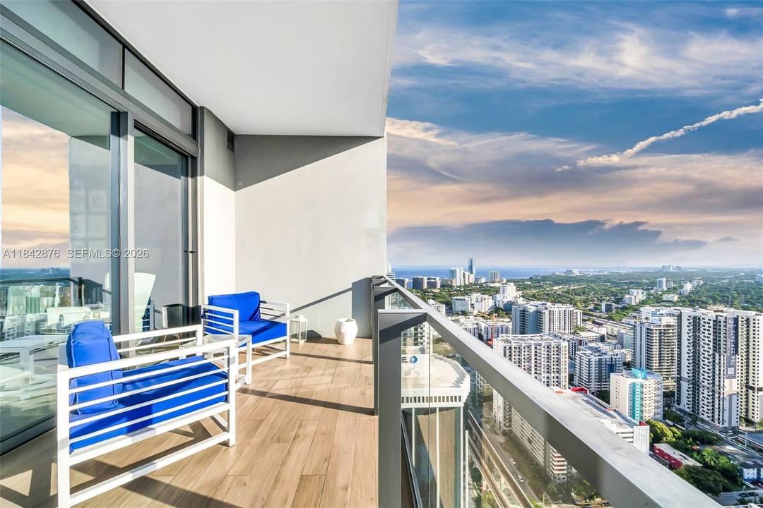 Offering the largest 2 bed den currently available at Rise.