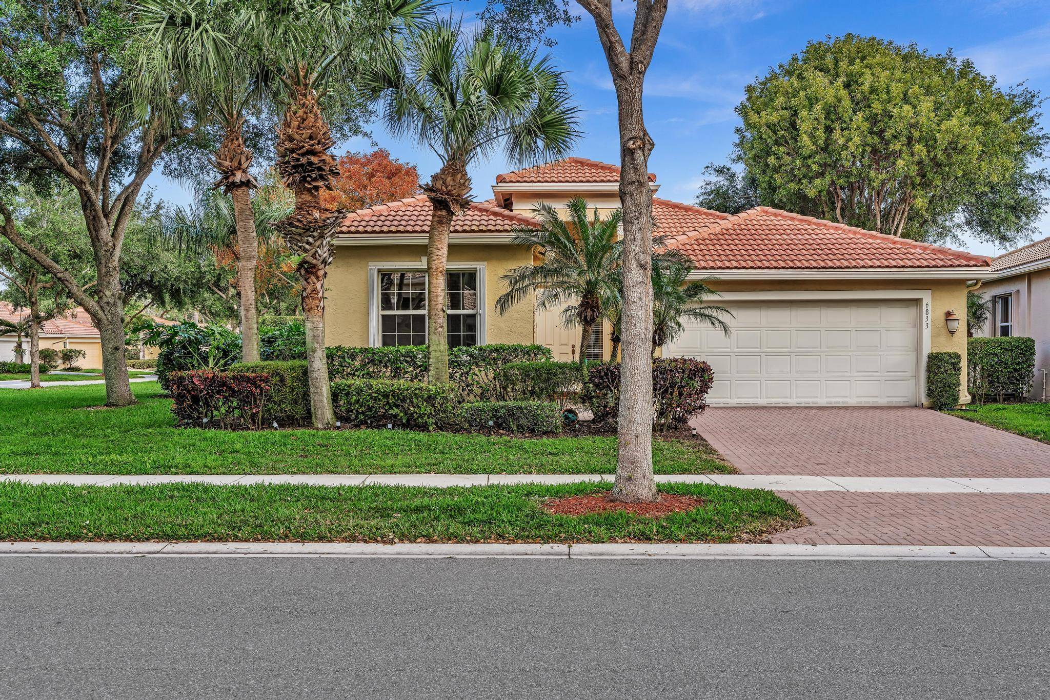 Absolutely Gorgeous 2 Bedroom and Den Could be 3rd bedroom Private Home on a Corner Lot.