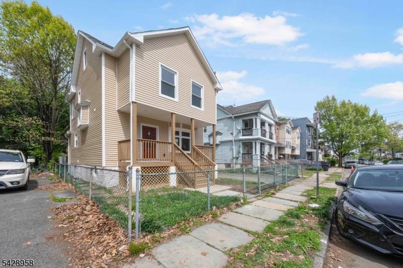 What a fantastic colonial home all renovated throughout, NEW SIDING, NEW ROOF, NEW FLOORINGS THROUGHOUT, NEW ELECTRIC, NEW PLUMBING, NEW A C, NEW BATHROOMS, NEW KITCHEN !