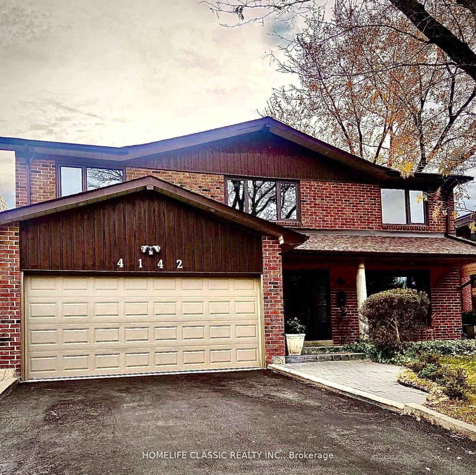 Dream Home in a Prime Location Move In Ready !