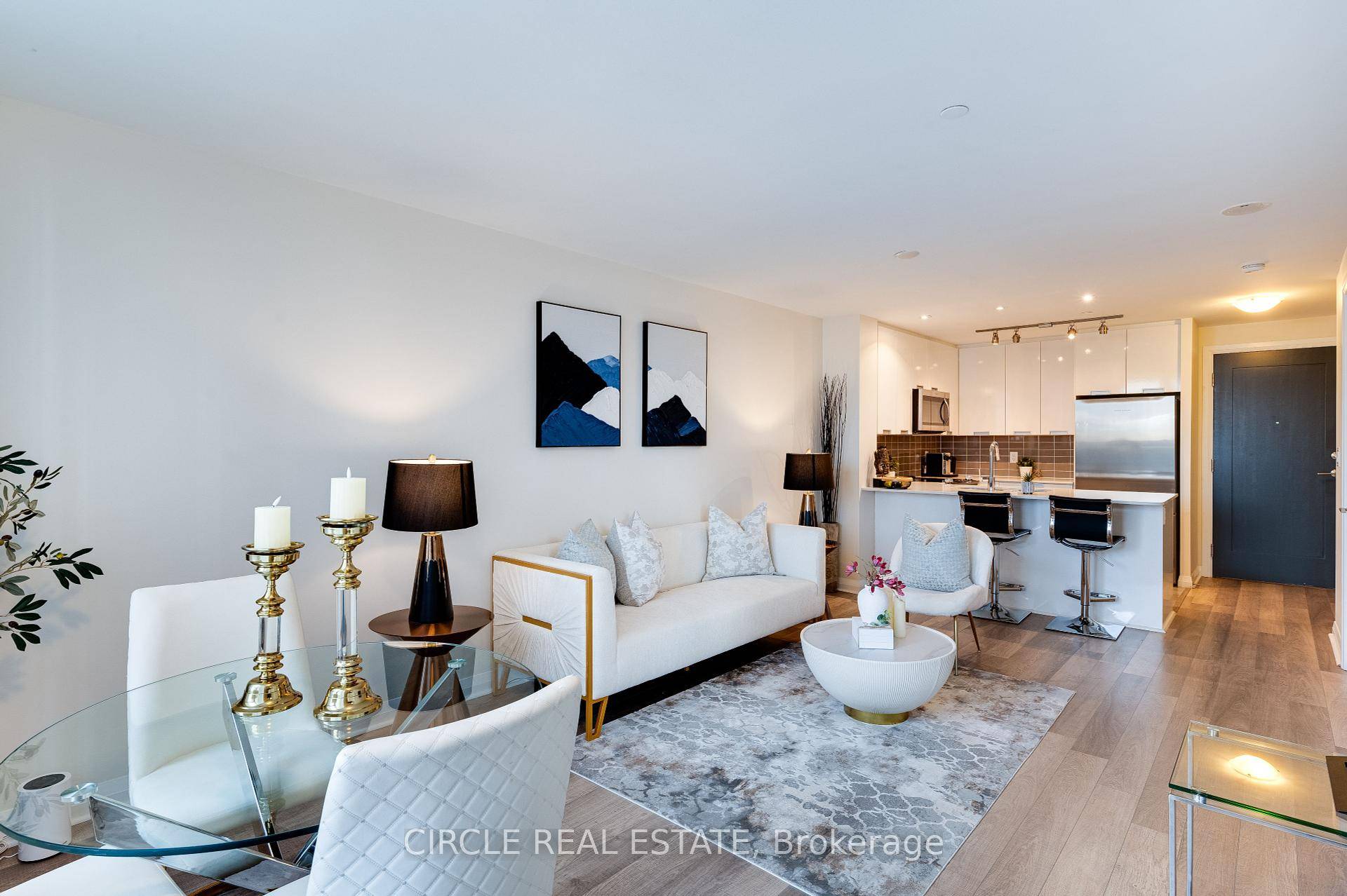 Discover the ultimate urban lifestyle with this expansive townhouse, featuring not just one, but TWO coveted underground parking spots !