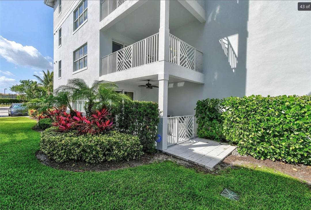 Welcome to coastal living at its finest in Bay Colony.