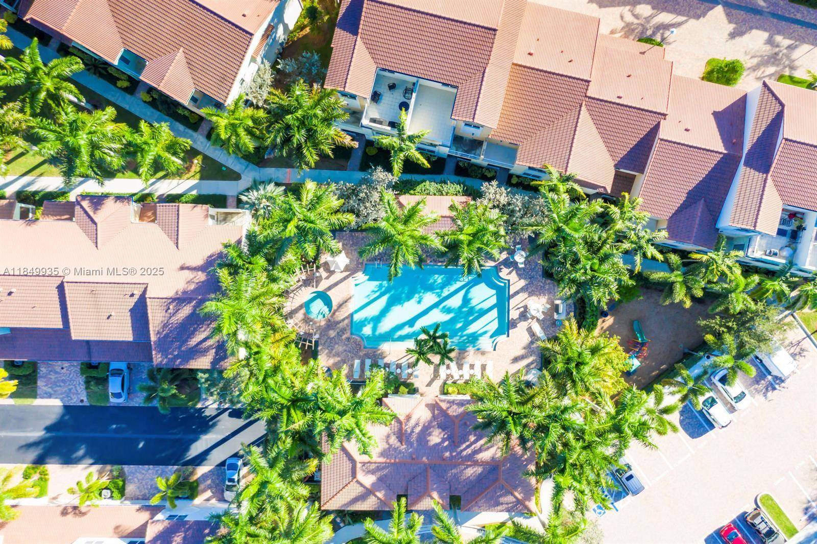 Coming Soon ! Beautiful Townhouse in Central Boca Raton.