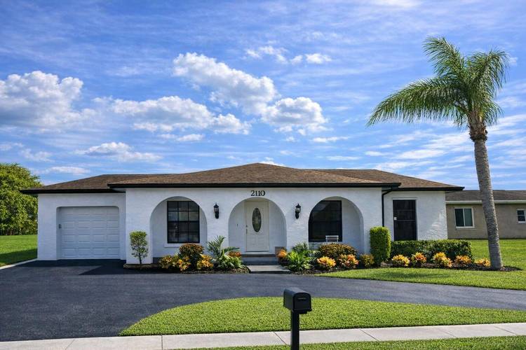 This beautifully renovated 4 bedroom, 2 bath pool home is just 5 minutes from Sawgrass Mills Mall, with easy access to major highways, shopping, and dining.