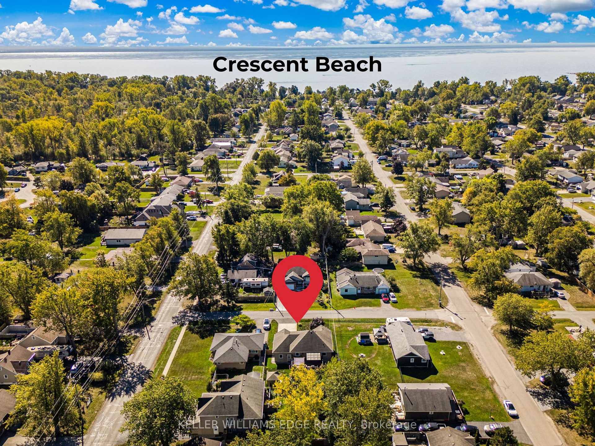 Perfectly situated in the established Crescent Park neighbourhood, 1220 Parkside Avenue offers the best of living by the beach, close to parks, schools, shopping, and all the local recreation this ...