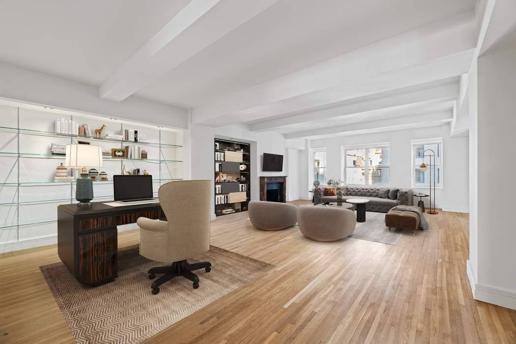 This is the one 40 East 61st Street 6B 6, 950 If you re looking for a cozy one bedroom in a luxury condo, this is the one for you.