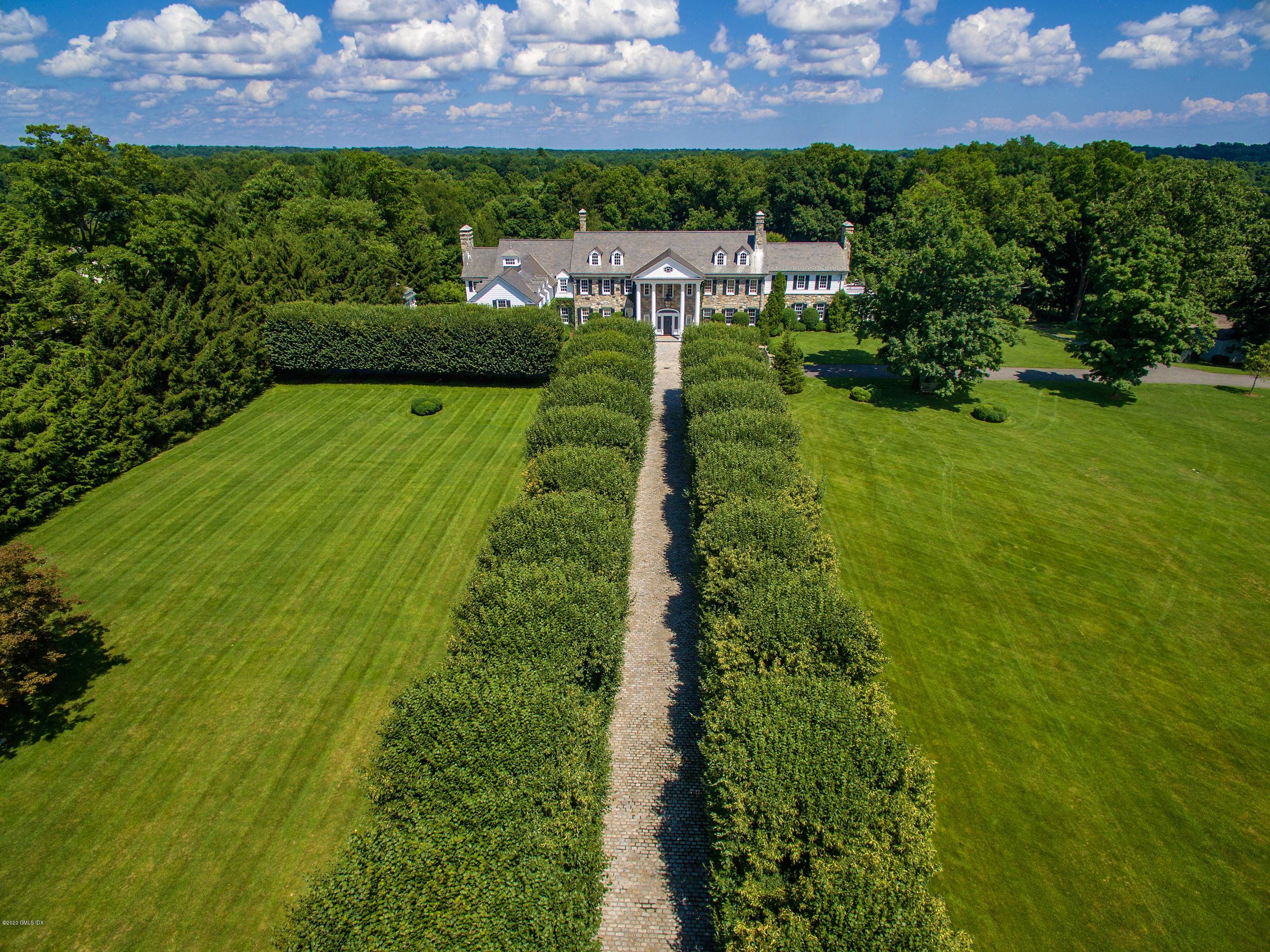 435 Round Hill Road single-family Greenwich