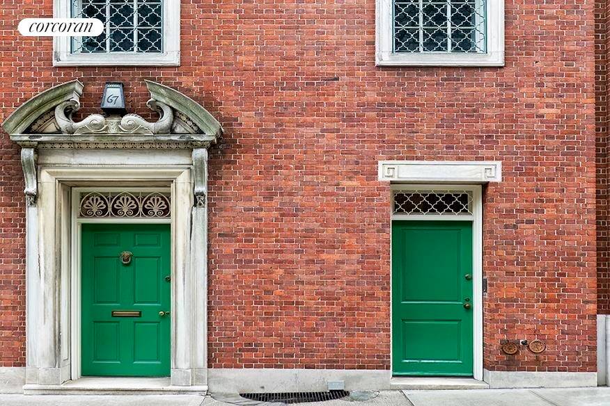 67 East 93rd Street is a neo Federal 22 foot wide mansion built in 1931 by the renowned architects Delano amp ; Aldrich for George F.