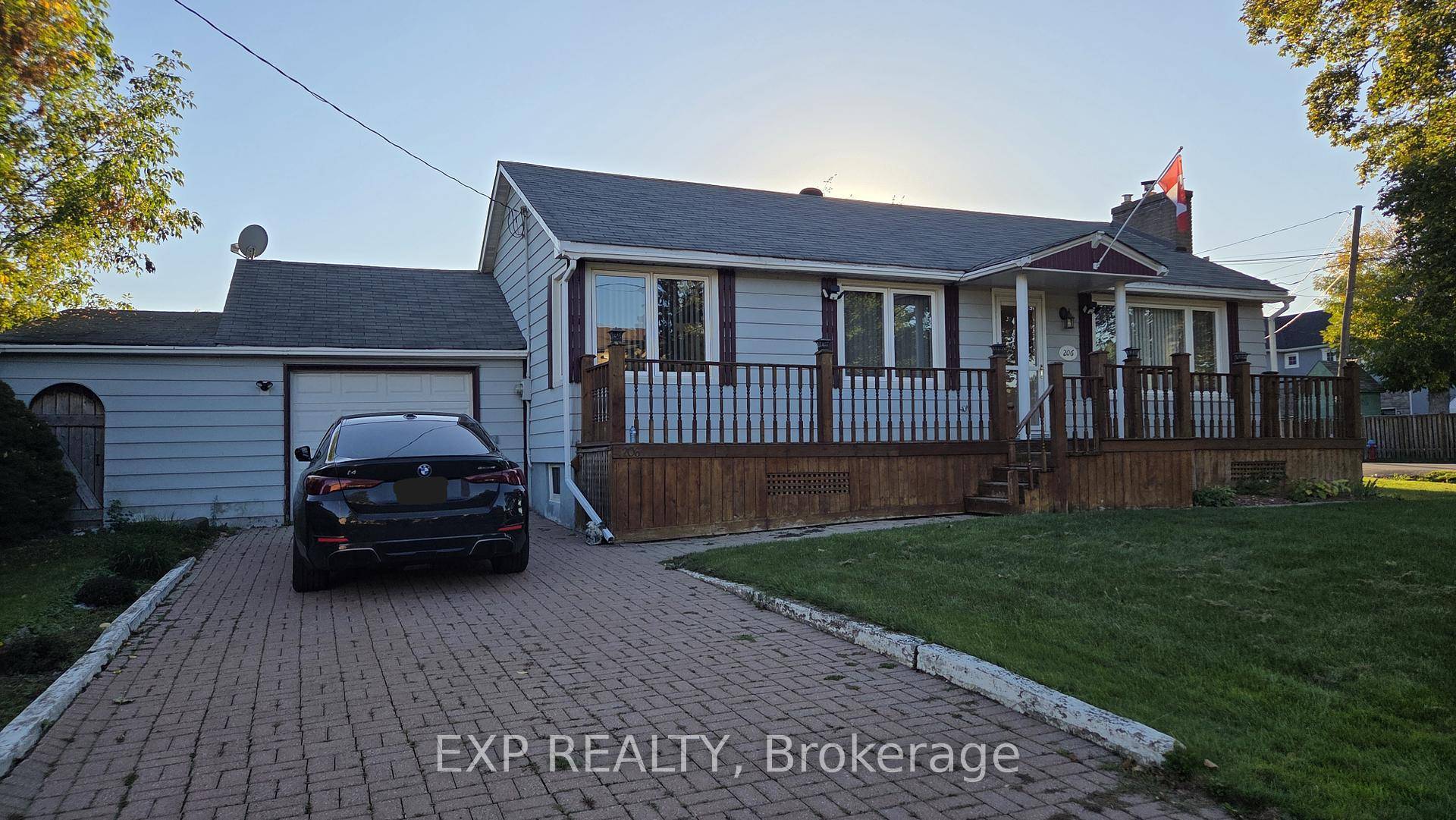Welcome to 206 Maurice Drive in the heart of Kerr Village, Central Oakville.