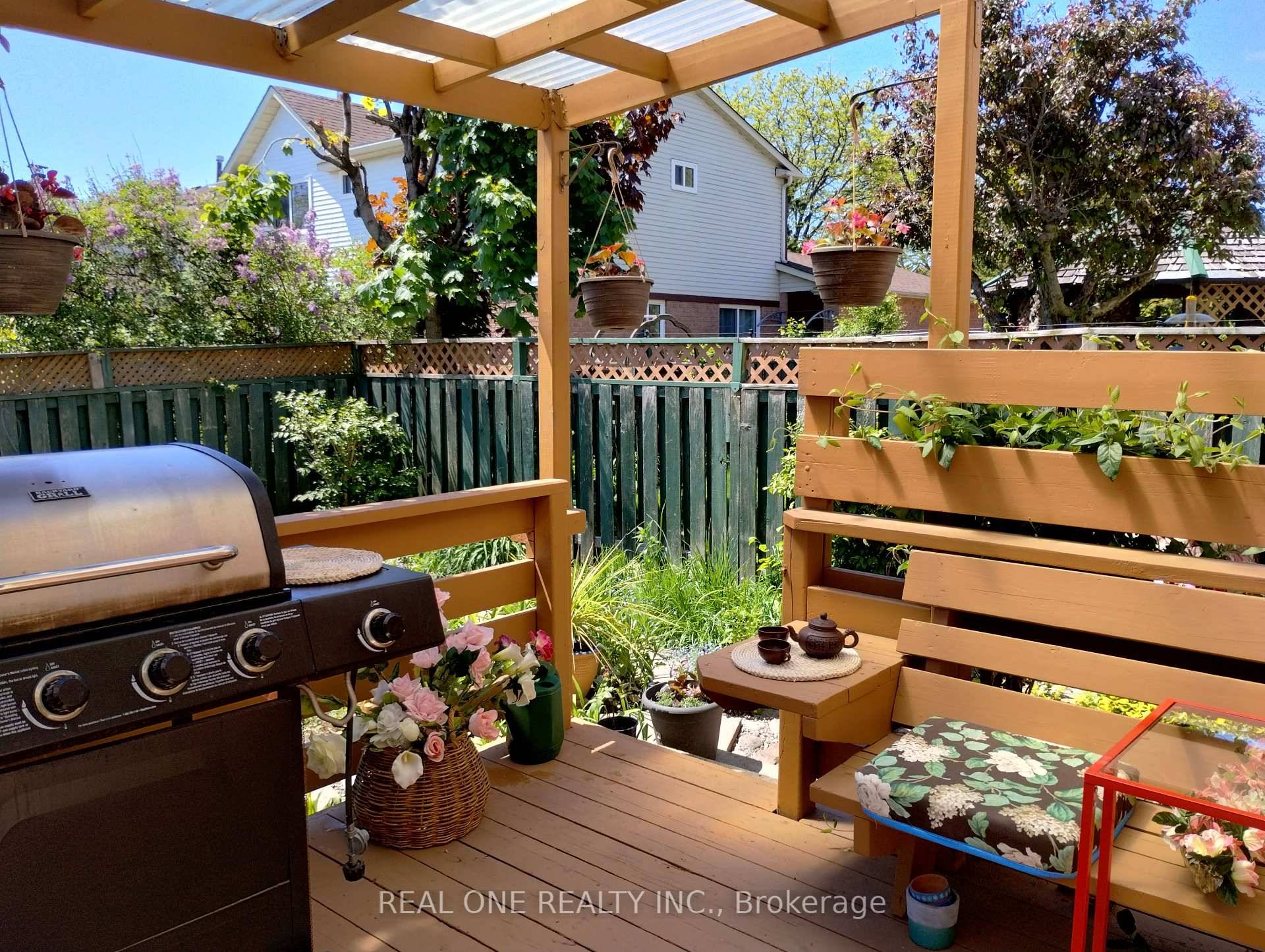 Located in the heart of Milliken, people friendly community and quiet street.