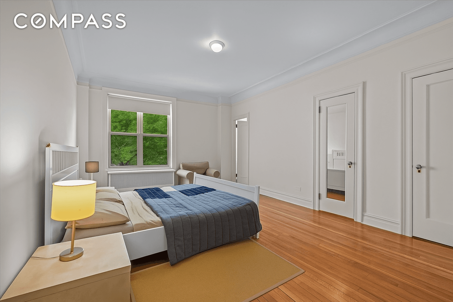 Step into Residence 4F at 780 West End Avenue a spacious, light filled one bedroom that feels instantly like home.