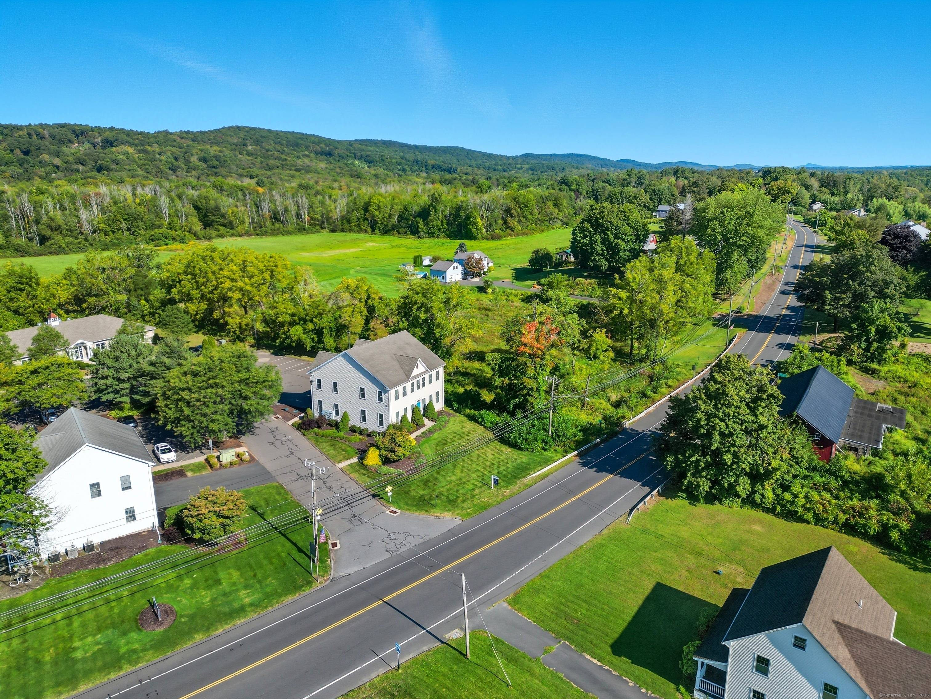 Welcome to 5 Creamery Brook in East Granby.