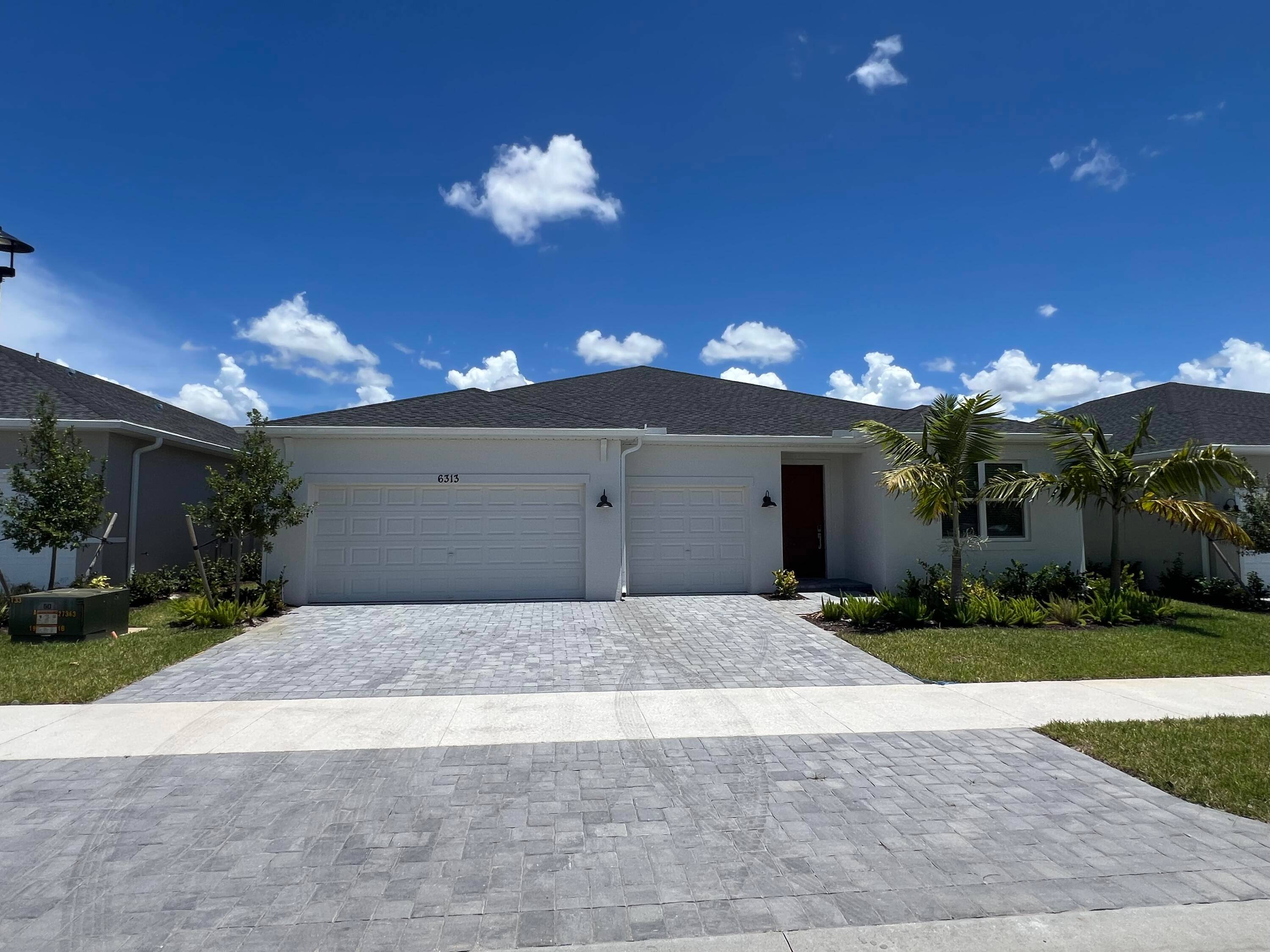 Stunning brand new, 4 bedroom, 3 bathroom house in the highly sought community of Brystol at Wylder.