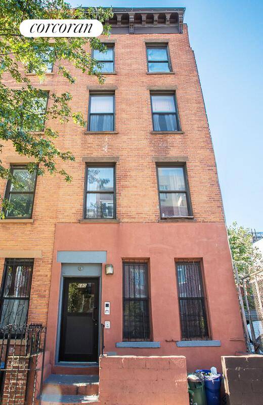 High Yield Free Market 4 Family Townhouse in Prospect Heights An opportunity to own a fully free market, income producing 4 unit townhouse in one of Brooklyn's most desirable neighborhoods.