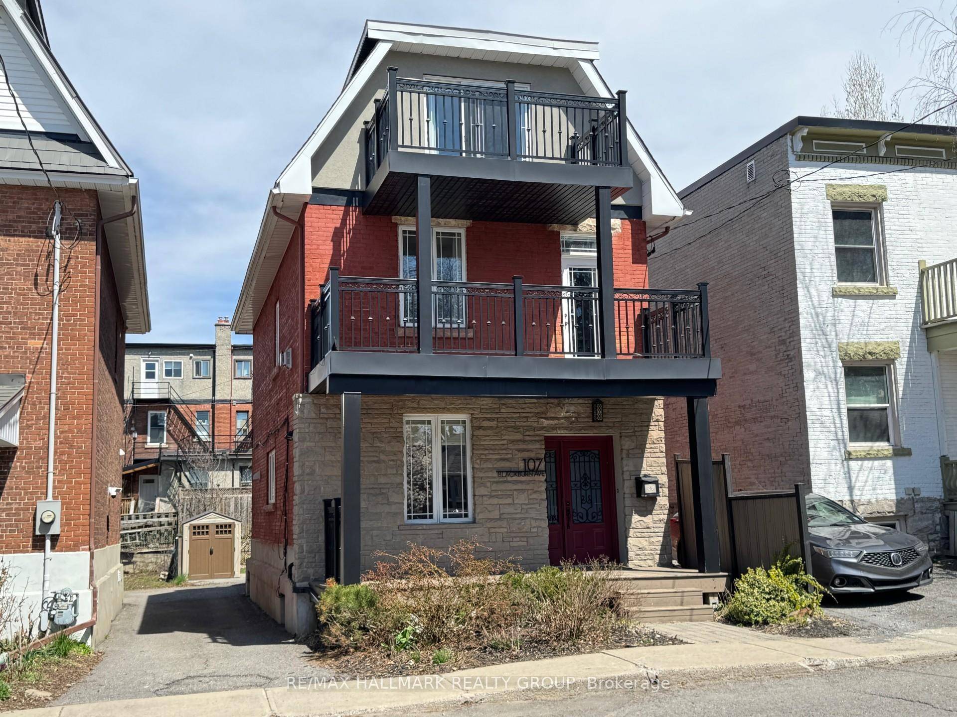 Beautifully presented and well cared for 3 storey home in wonderful Sandy Hill.