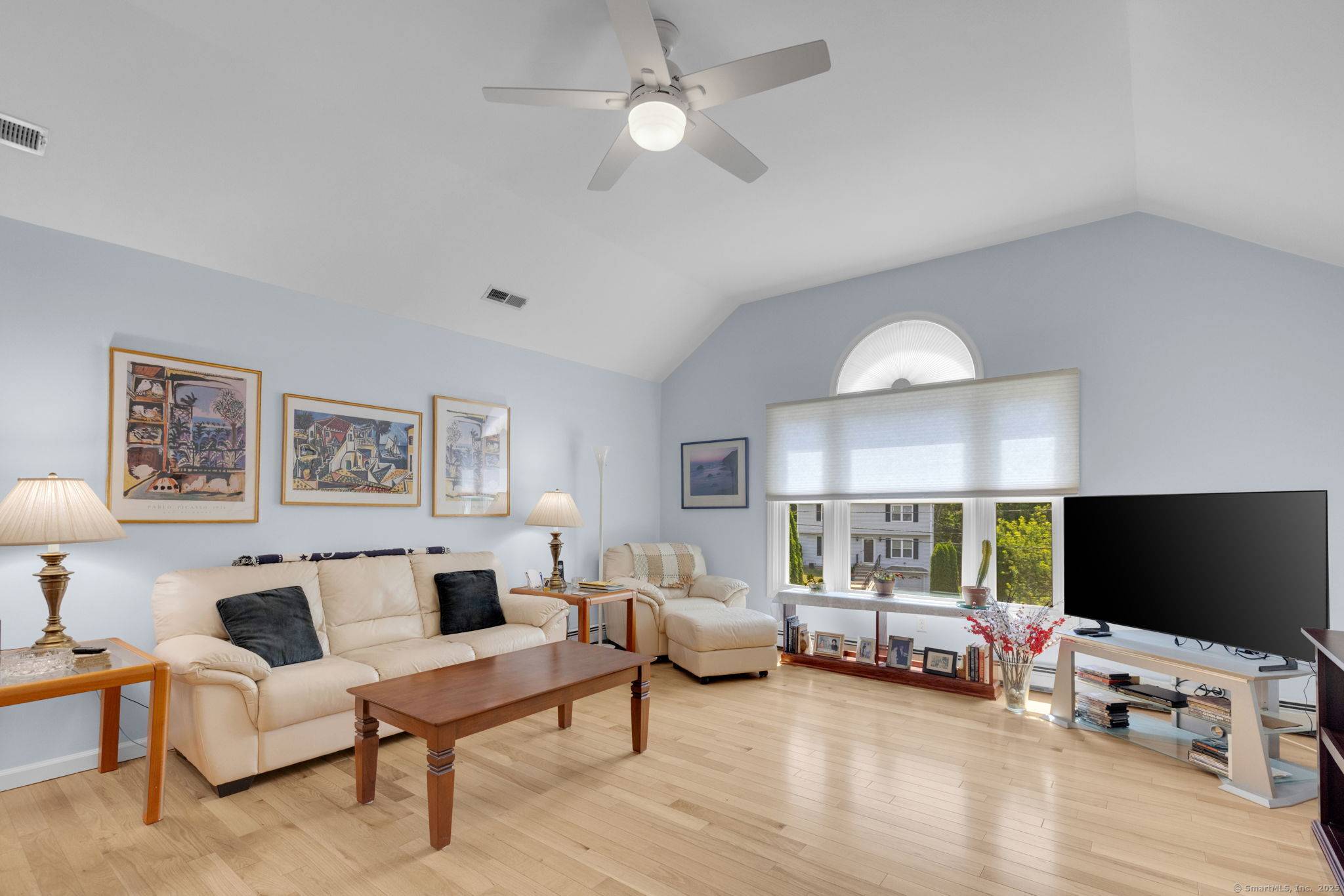 Meticulously Maintained Move In Ready !