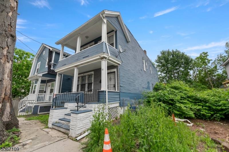 Welcome Home ! This multiunit property has 2 large size 2 bedroom apartments.