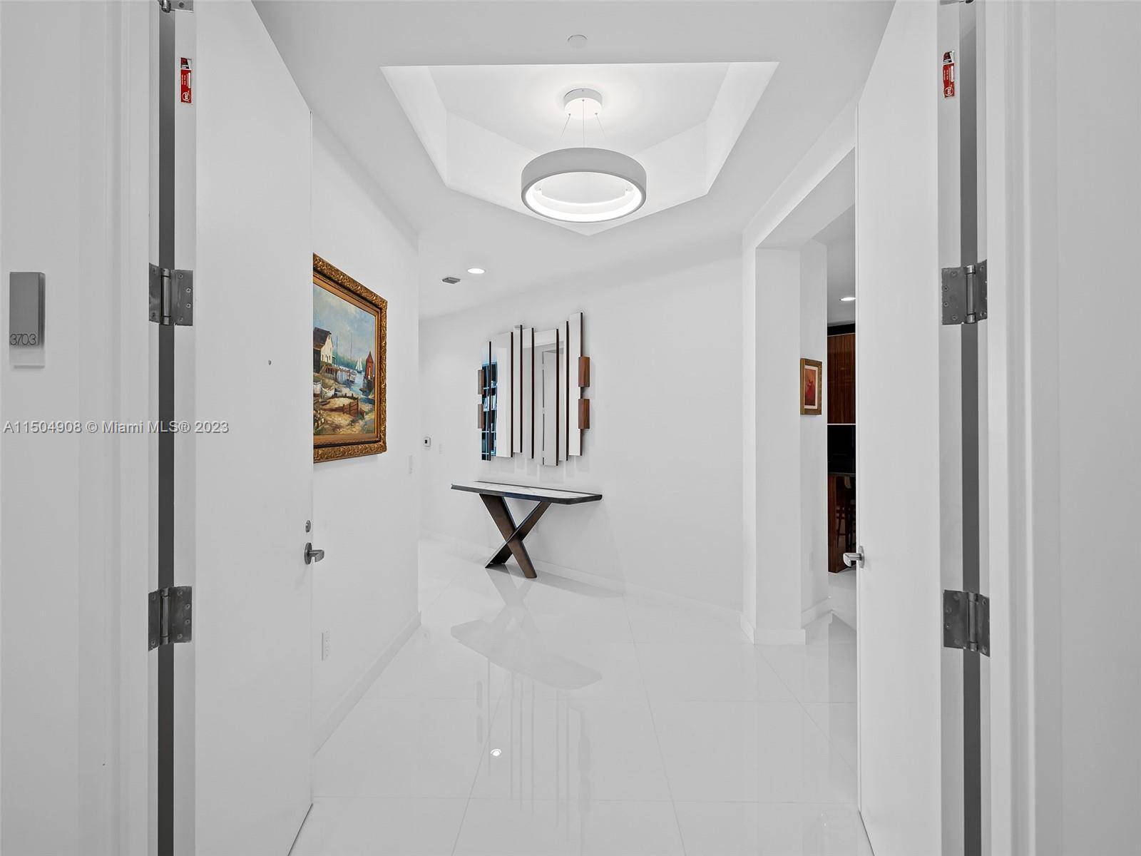 Direct Oceanfront 3395 Sq Ft condo in Resort Style property with fantastic amenities.