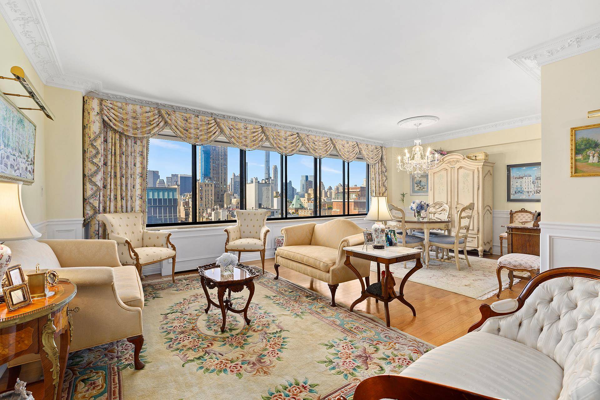 HIGH FLOOR PARK AVENUE 2BDR 2BTH CONDO WITH VIEWSLocated on the 20th Floor of the prestigious Park 900 Condominium this delightful residence has views in all directions.
