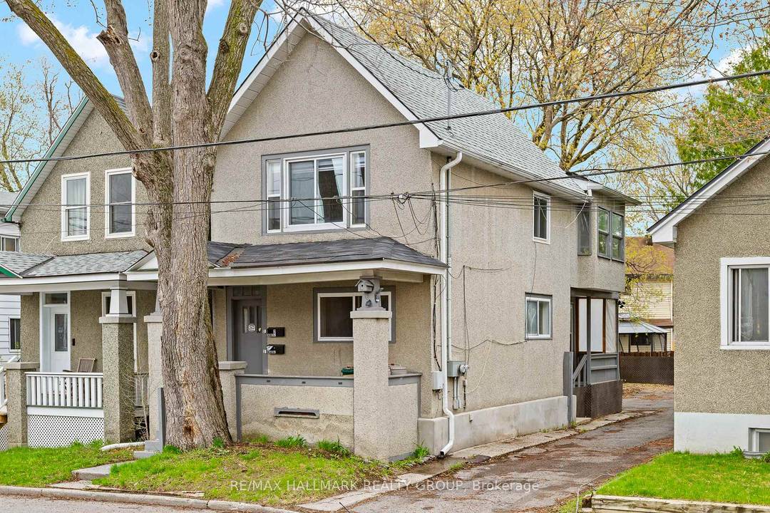Freshly updated duplex in a high demand rental area.