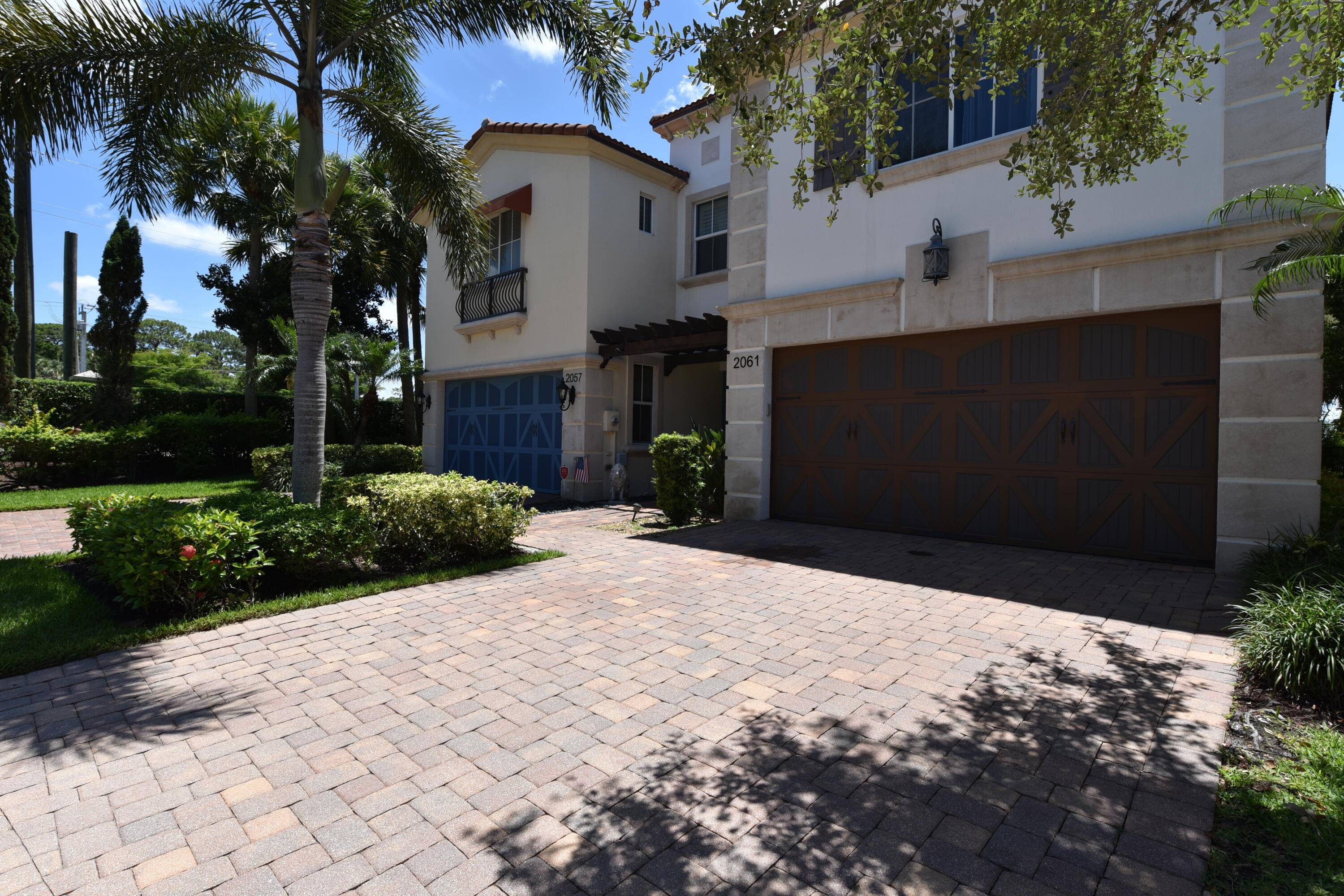 Spacious Upgraded 3 Bedroom Townhouse with Loft in Gated Community 2, 278 Sq Ft Under AirStep into this beautifully upgraded 3 bedroom, 2.