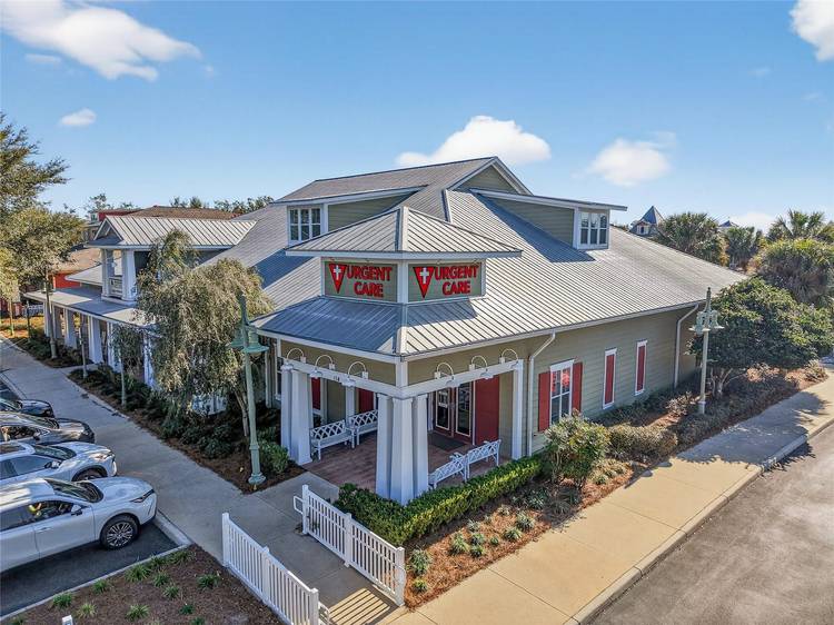 Well located medical office building in the heart of The Villages.