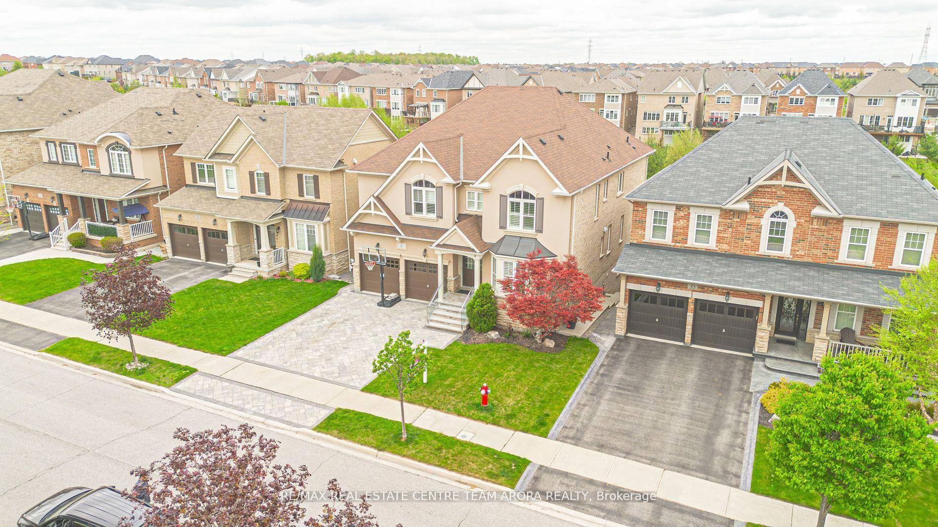 Walk out Basement Ravine Lot Step into refined elegance and powerful flow in this ravine lot masterpiece in The Estates of Credit Ridge.