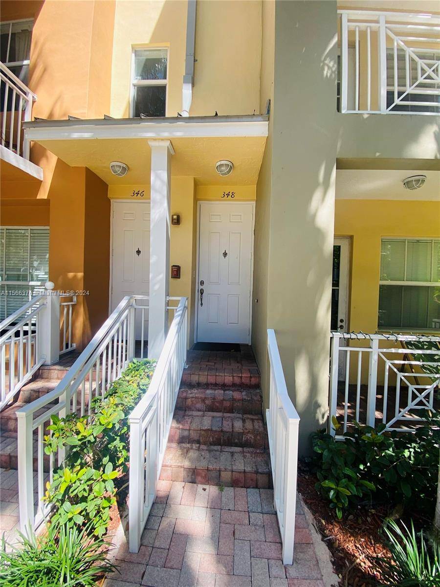 Avail 3 6 months. Ideal for those seeking immediate RELOCATION to FL without the hassle of furniture storage, this townhouse presents a seamless temporary transition for individuals awaiting their new ...