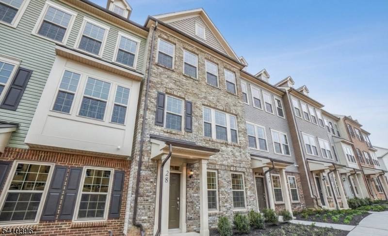 Live rent free till May 15, 2026 !