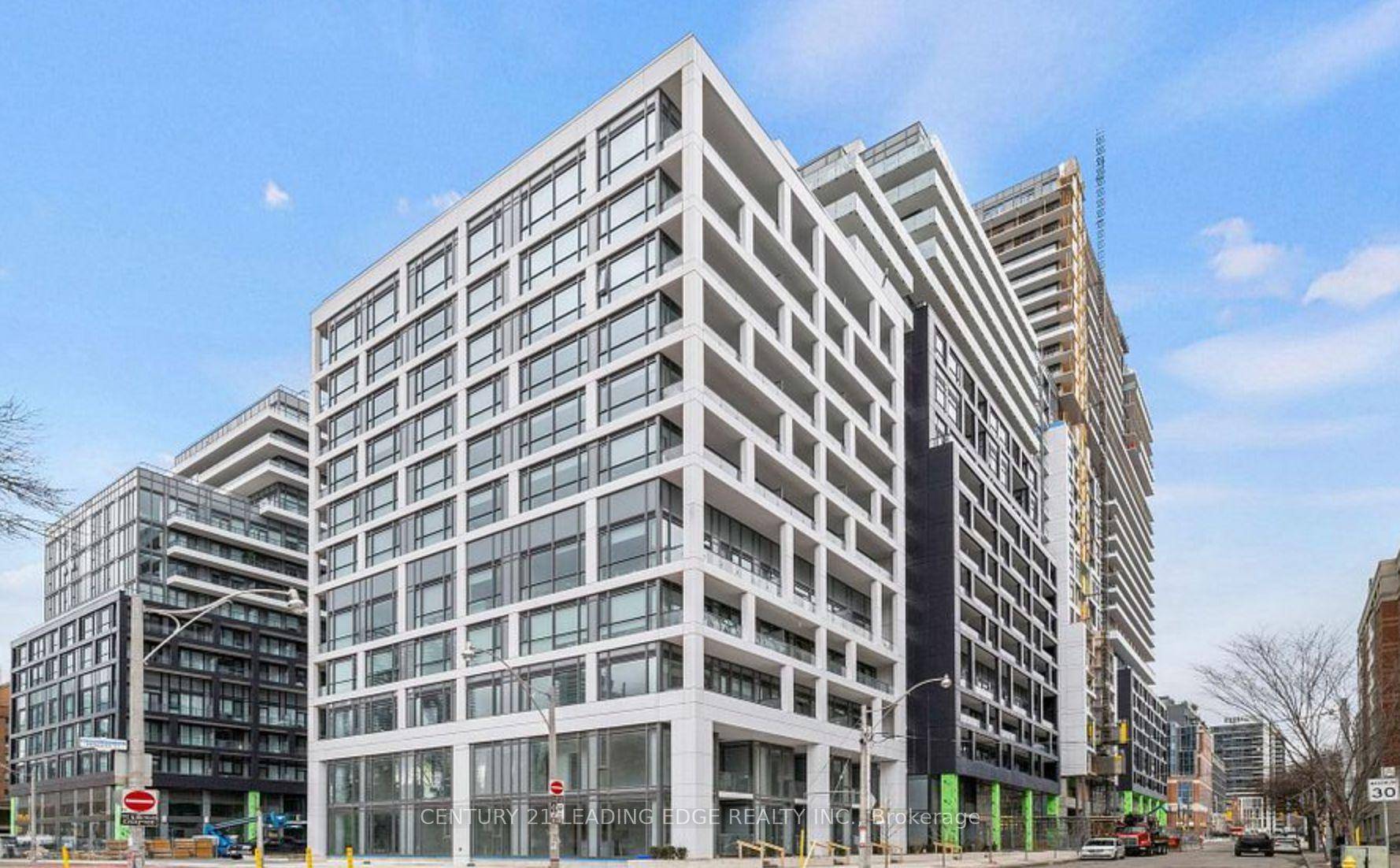 Experience urban luxury like no other at Time amp ; Space By Pemberton, nestled at the epicenter of Front St E amp ; Sherbourne, where you're steps away from the ...