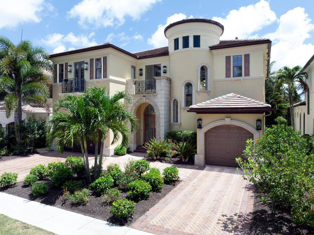 Short sale that can close by June 2 2025.