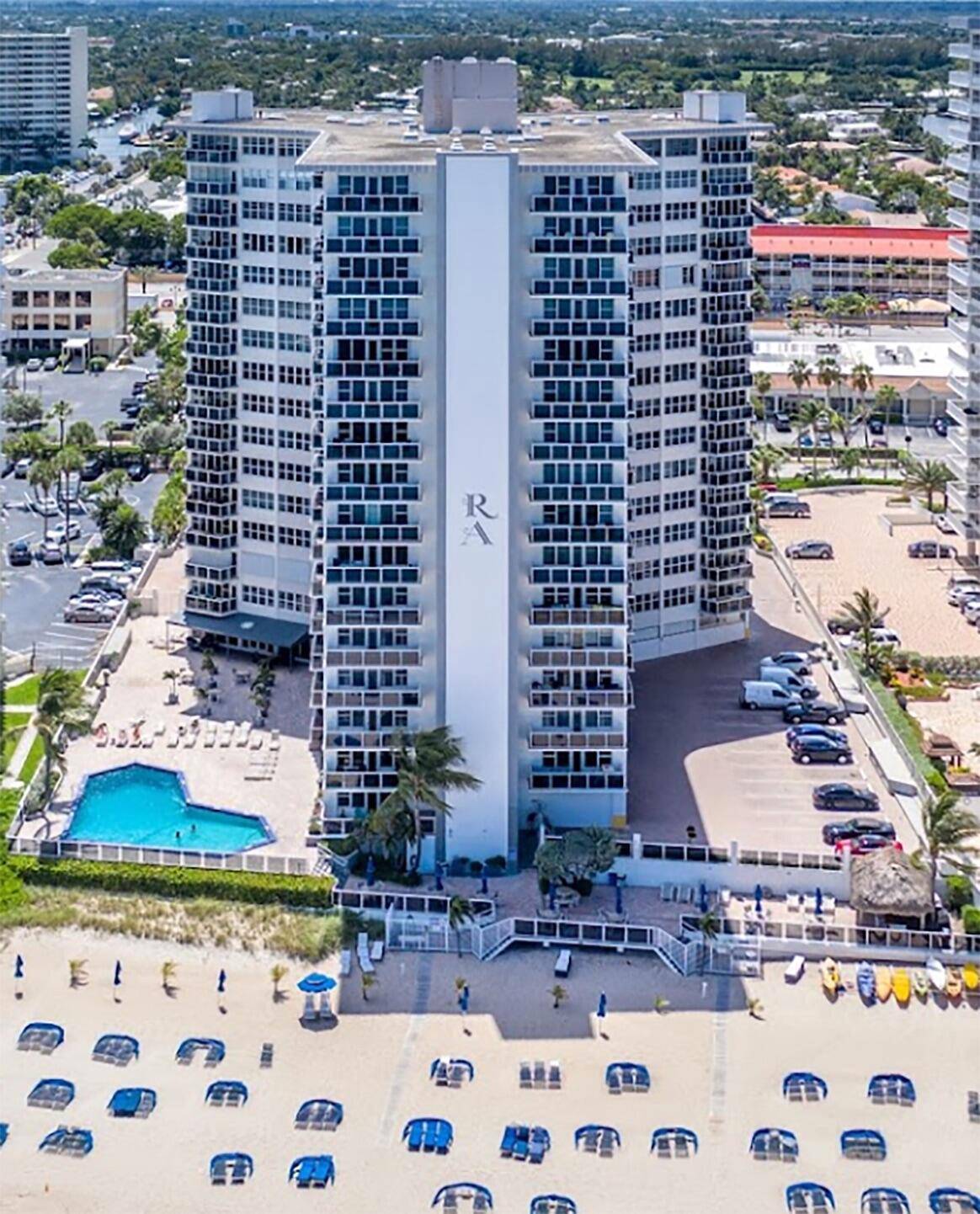 Experience luxury beach view living in this bright and spacious 1 bed, 1 bath condo at the recently refurbished Royal Ambassador on Galt Ocean Mile.