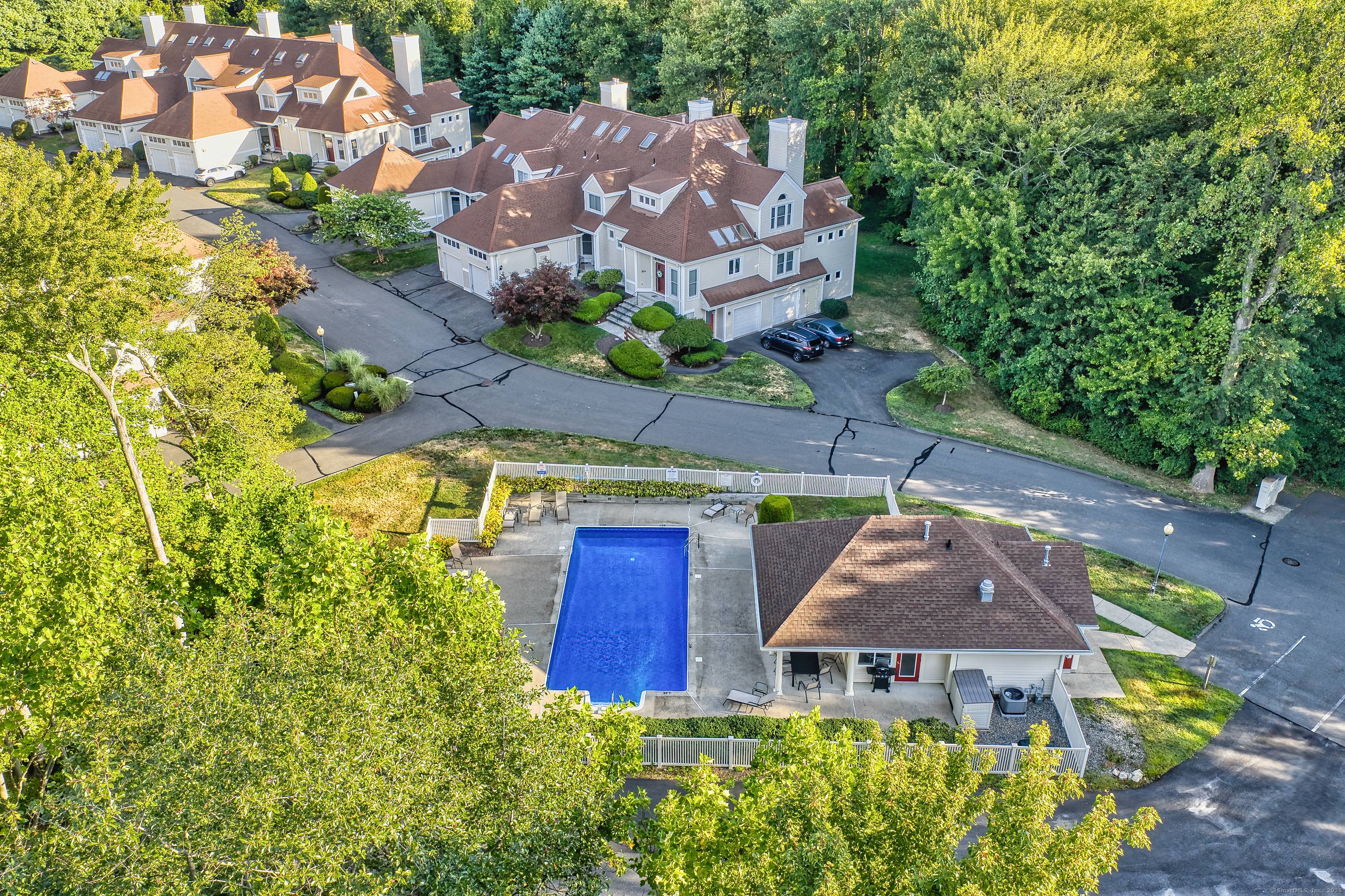 Welcome to this fabulous, move in ready condominium located in a quiet, well maintained community in the heart of Huntington.
