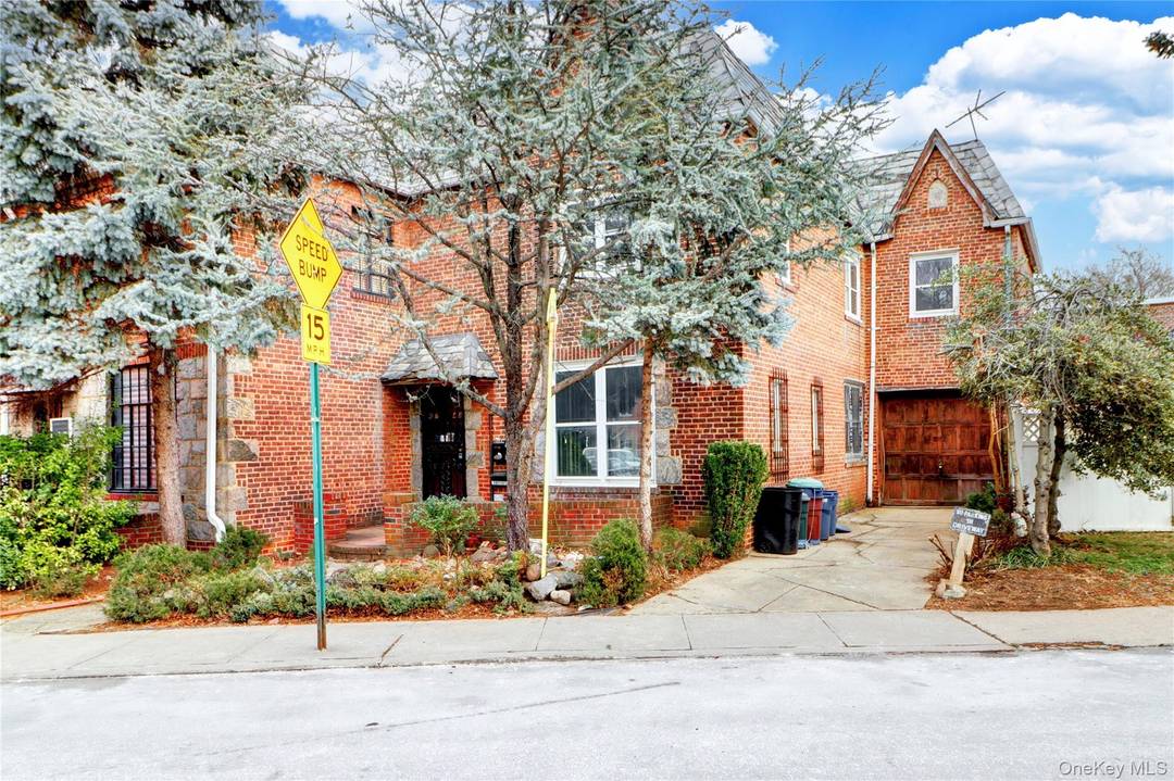 FLIP IT, LIVE IT, OR INVEST IN IT !