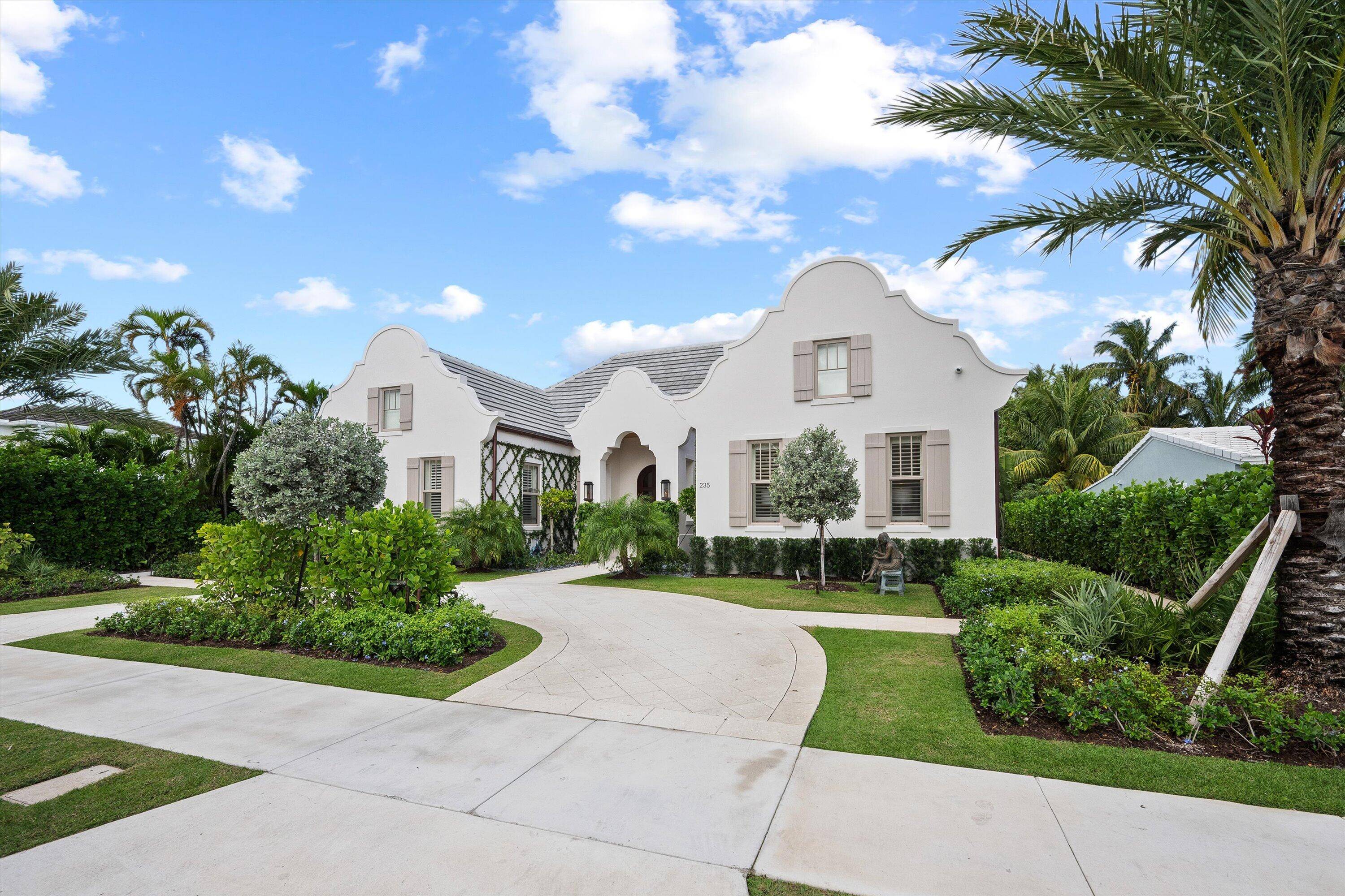 Stunning new construction that perfectly blends luxury and comfort.