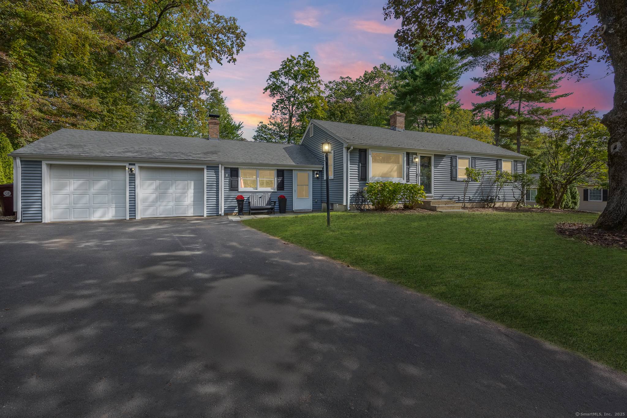 Welcome to this 3 bed 2. 5 bath updated ranch in the desirable Farmington Highlands neighborhood !