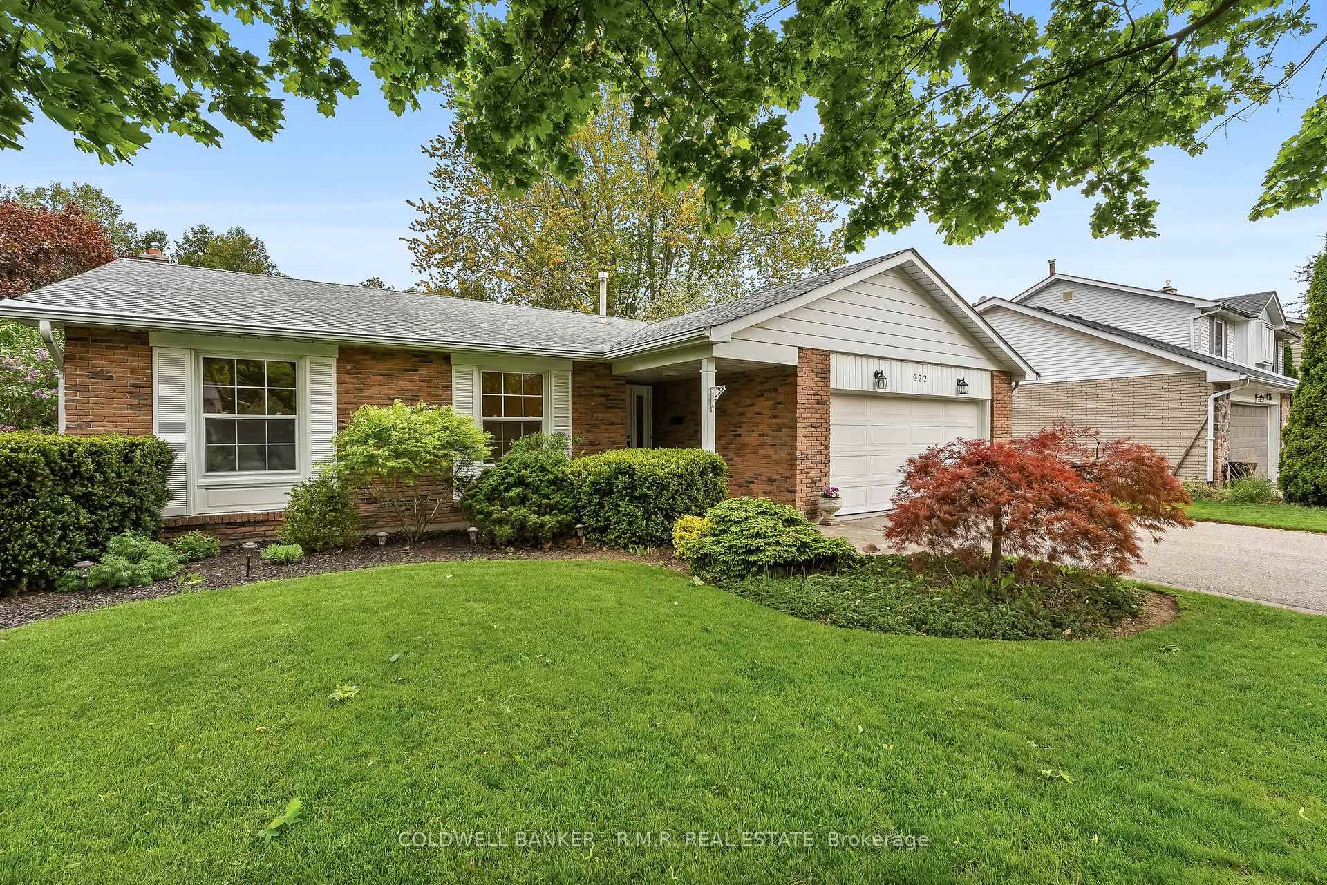 Welcome to 922 Wyldewood Drive, a beautifully preserved bungalow nestled on a quiet, tree lined street in one of Oshawas most coveted neighbourhoods.