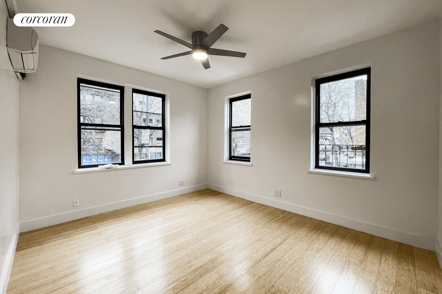 Gut renovated corner 4br 2bathSecond floor of walk up Queen size bedrooms Easily flexed to a 5br Separate kitchen Individually controlled heat amp ; air Washer Dryer hook up Heated ...