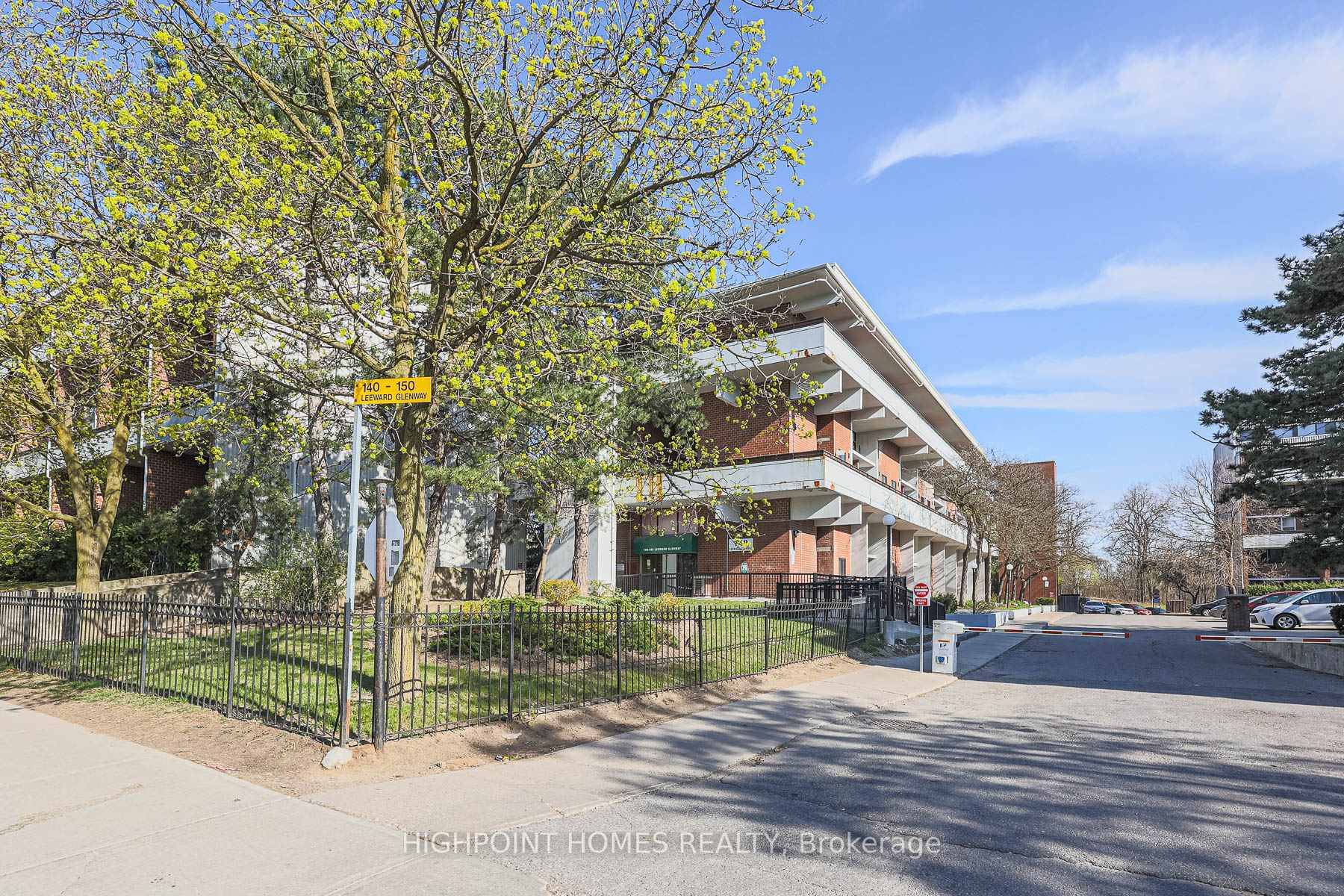 Step Into Style at Unit 315 A Fully Renovated 3 Bedroom, 2 Bathroom Gem at 140 Leeward Glenway !
