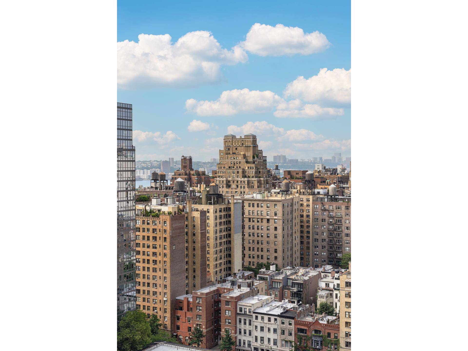 NO BOARD APPROVAL FOR THIS TRIPLE MINT RENOVATED, HIGH FLOOR, OVERSIZED AND BRIGHT ALCOVE STUDIO !