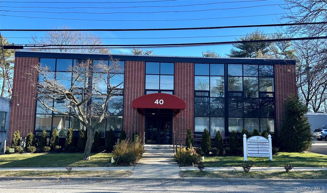 Modern Renovated Office Space for Lease Prime Glen Head Location !