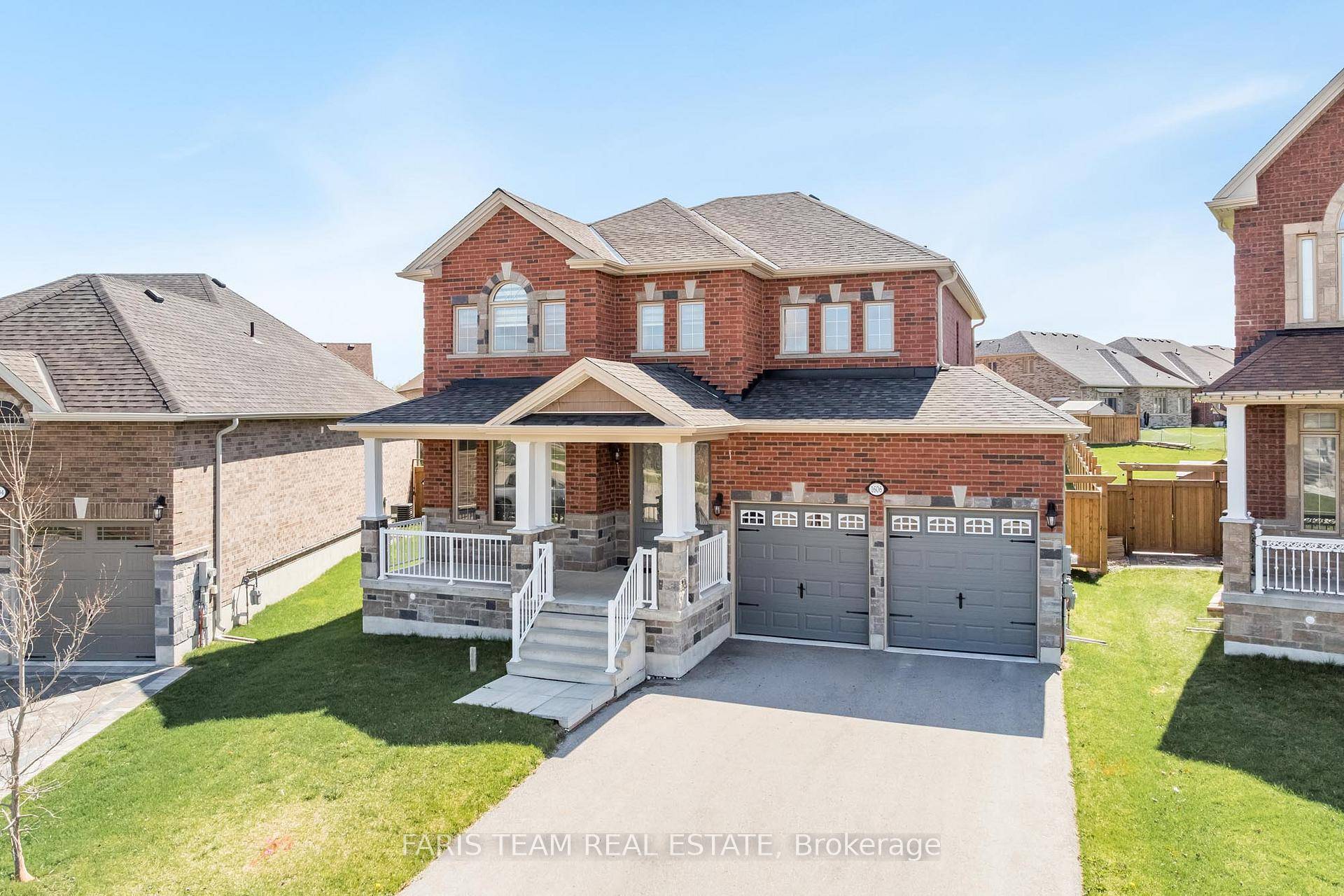 Top 5 Reasons You Will Love This Home 1 Built in 2021, this spacious home sits on one of the largest lots in the neighbourhood, offering incredible outdoor space and ...