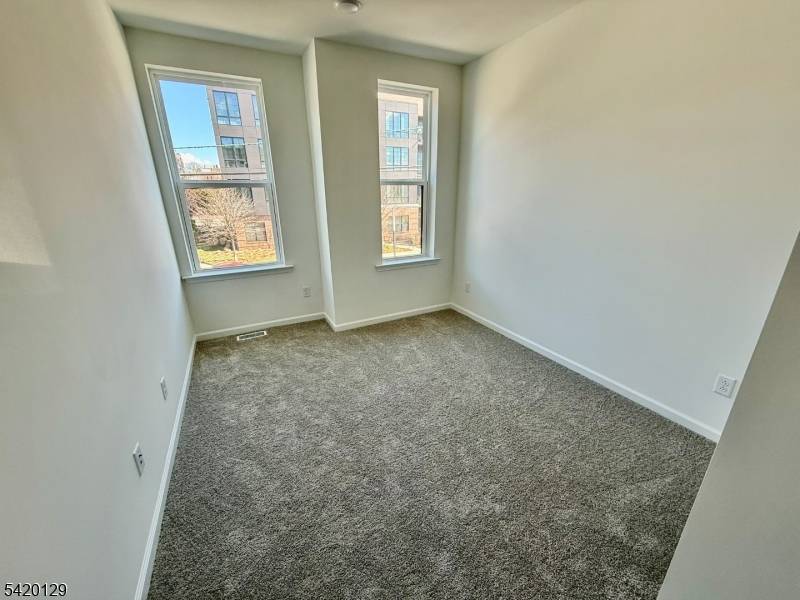 2 Bed, 2 Full Bath Townhome with Garage New Construction Commuter Friendly Location.