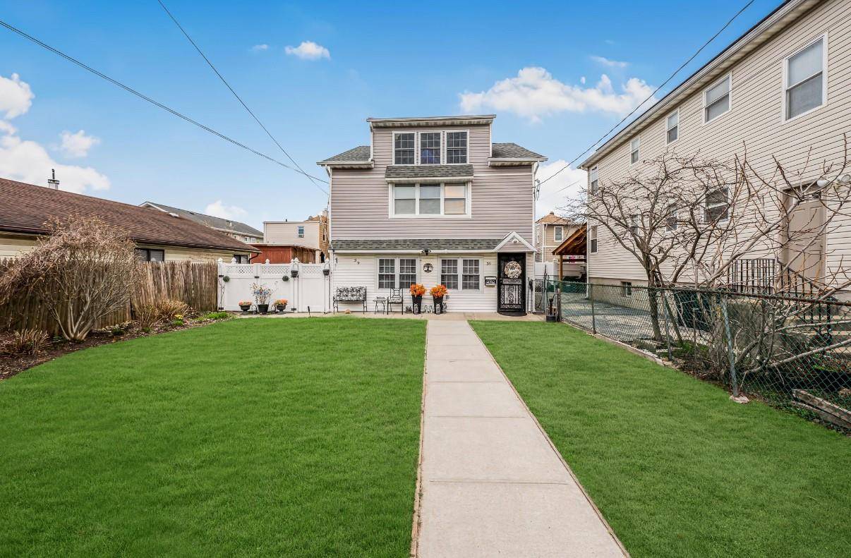 Located in Inwood, NY 11096, 39 Alvin Place is a 1, 368 square foot single family home featuring three bedrooms and two full bathrooms.