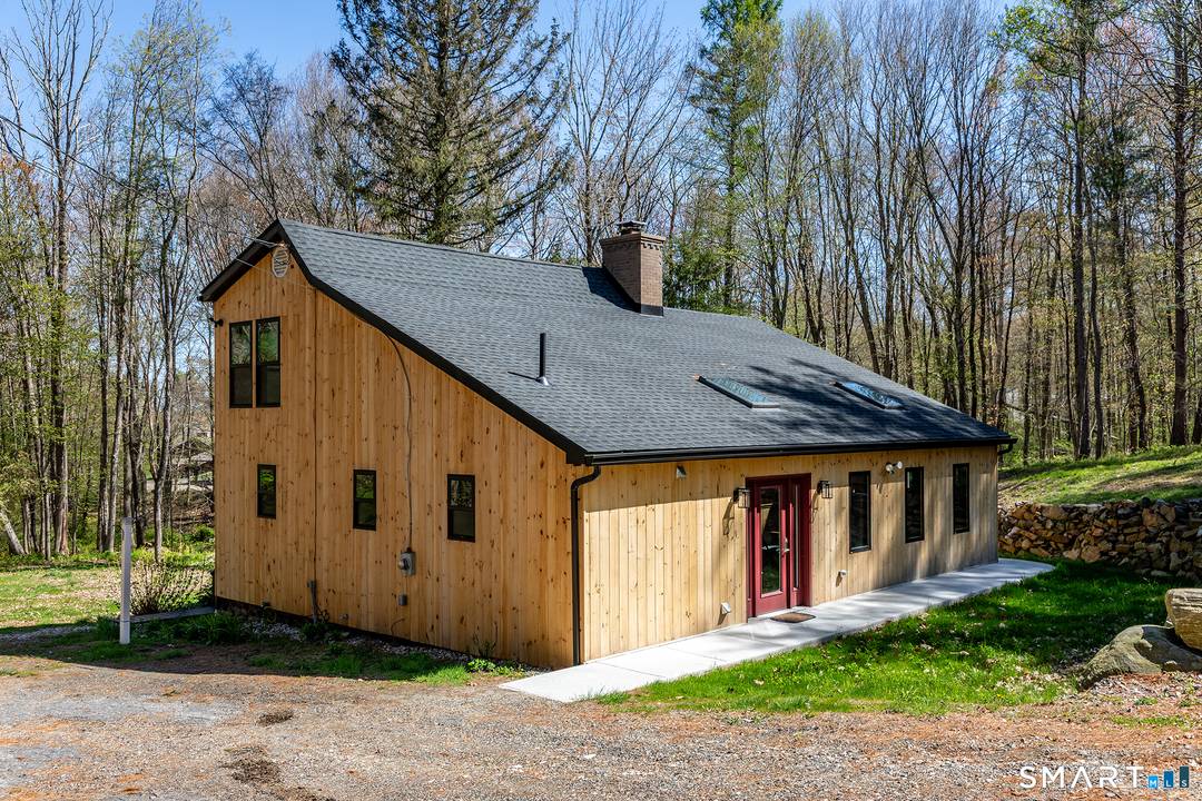 Experience the perfect blend of sophisticated design and rural tranquility in Lakeside.
