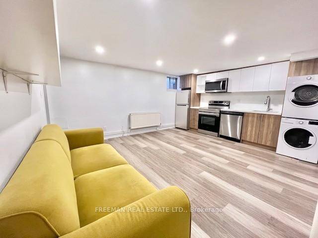Spacious 1 bedroom, 1 bath, 3 storey Victorian home on a prime street in the desirable Annex Neighbourhood.